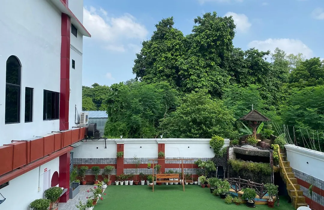 Prayag Inn-1